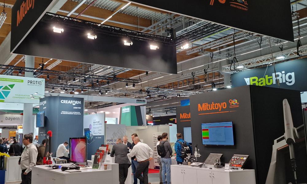 Mitutoyo markerte sitt 90-årsjubileum på Formnext 2024 og presenterte sine nyeste måleinstrumenter og metrologiløsninger for additiv produksjon. Mitutoyo markerte sitt 90-årsjubileum på Formnext 2024 og presenterte sine nyeste måleinstrumenter og metrologiløsninger for additiv produksjon.