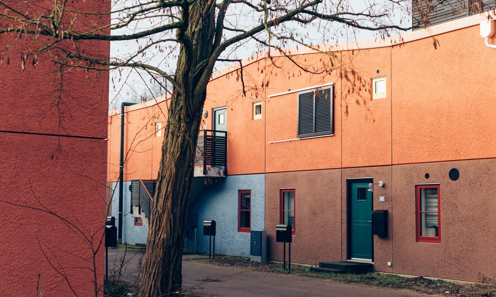 Afdelingen Hyldespjældet er en tæt-lav bebyggelse opført fra 1974 til 1976, som i dag er en boligafdeling under Vridsløselille Andelsboligforening. Afdelingen Hyldespjældet er en tæt-lav bebyggelse opført fra 1974 til 1976, som i dag er en boligafdeling under Vridsløselille Andelsboligforening.