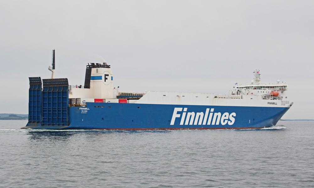Finnmill er bygget på Jinling Shipyard, Kina i 2002. Skibet er på 11849 DWT og ejes af Finnlines Management, Sverige. Finnmill er bygget på Jinling Shipyard, Kina i 2002. Skibet er på 11849 DWT og ejes af Finnlines Management, Sverige.