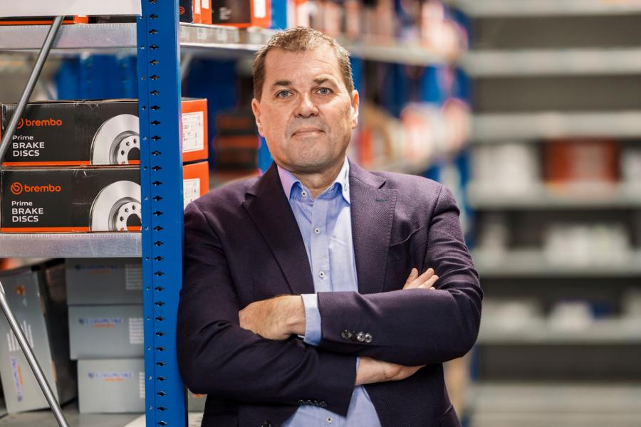 Topchef i den danske autogrossist FTZ, Michael Gadegaard, forventer sig meget af det nye kombinerede domicil og logistikcenter. Topchef i den danske autogrossist FTZ, Michael Gadegaard, forventer sig meget af det nye kombinerede domicil og logistikcenter.