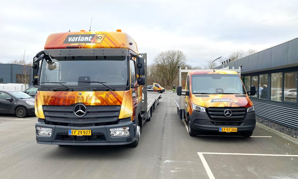 Mercedes-Benz Atego 1224 og 2 stk. Sprinter 319 i jubilæumsfarver til Variant A/S. Mercedes-Benz Atego 1224 og 2 stk. Sprinter 319 i jubilæumsfarver til Variant A/S.
