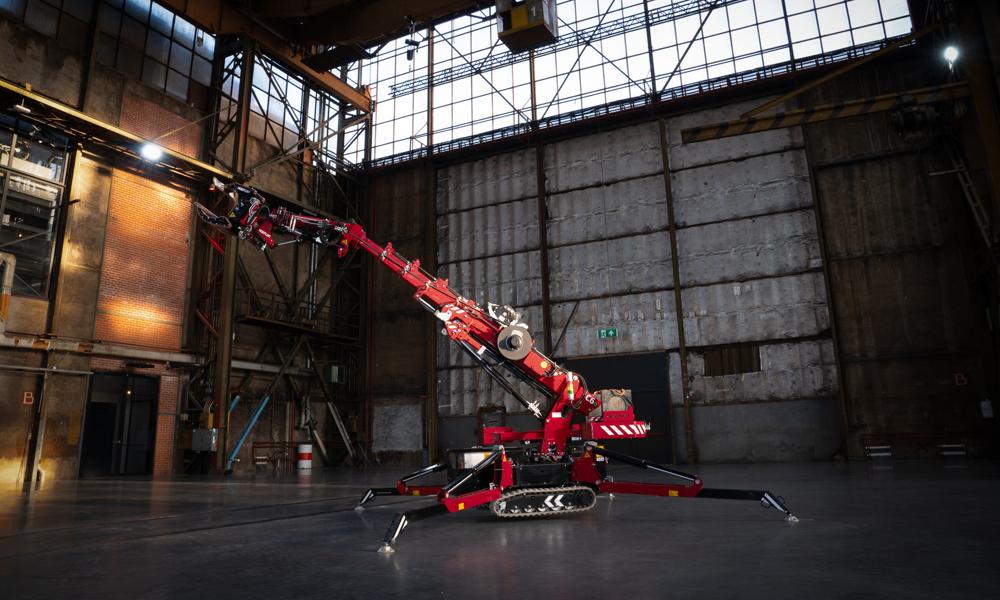 Kompaktkraner er noget af det nye hos Sawo - her en Hoeflon C6e. Kompaktkraner er noget af det nye hos Sawo - her en Hoeflon C6e.