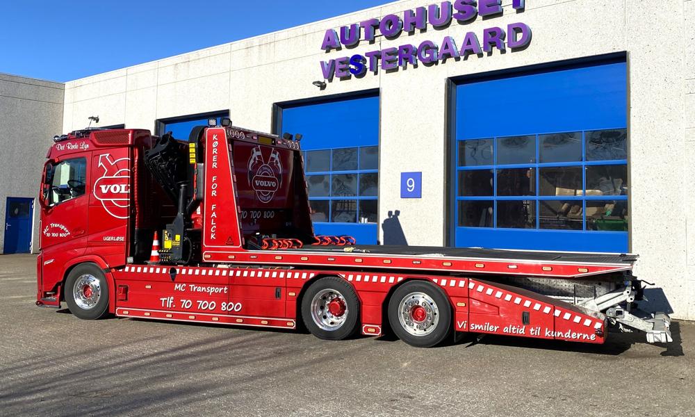 Volvo FH500 som fejeblad til MC Transport. Volvo FH500 som fejeblad til MC Transport.