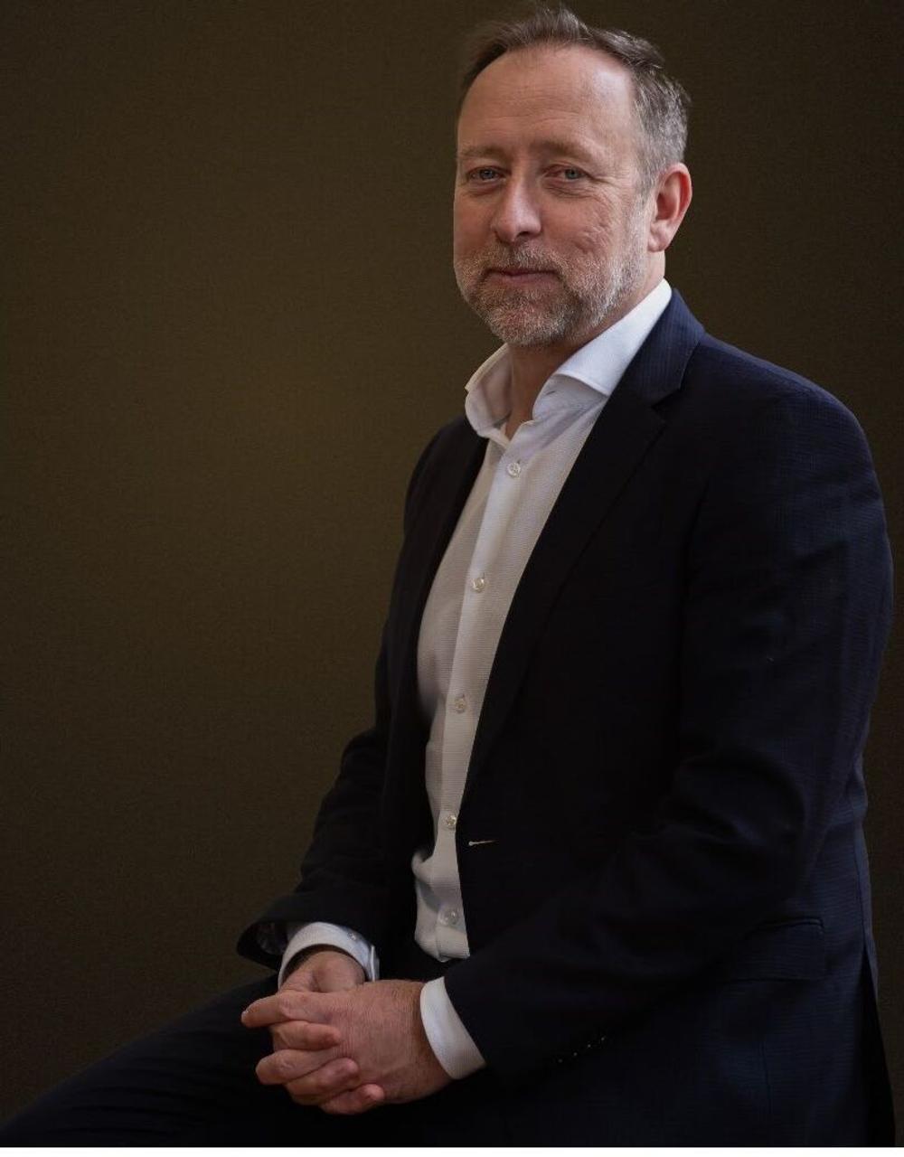 Spanieren Javier Suárez, der har været i virksomheden siden 2017 med titel af director operations, er nu direktør for Knud E. Hansen Spanieren Javier Suárez, der har været i virksomheden siden 2017 med titel af director operations, er nu direktør for Knud E. Hansen
