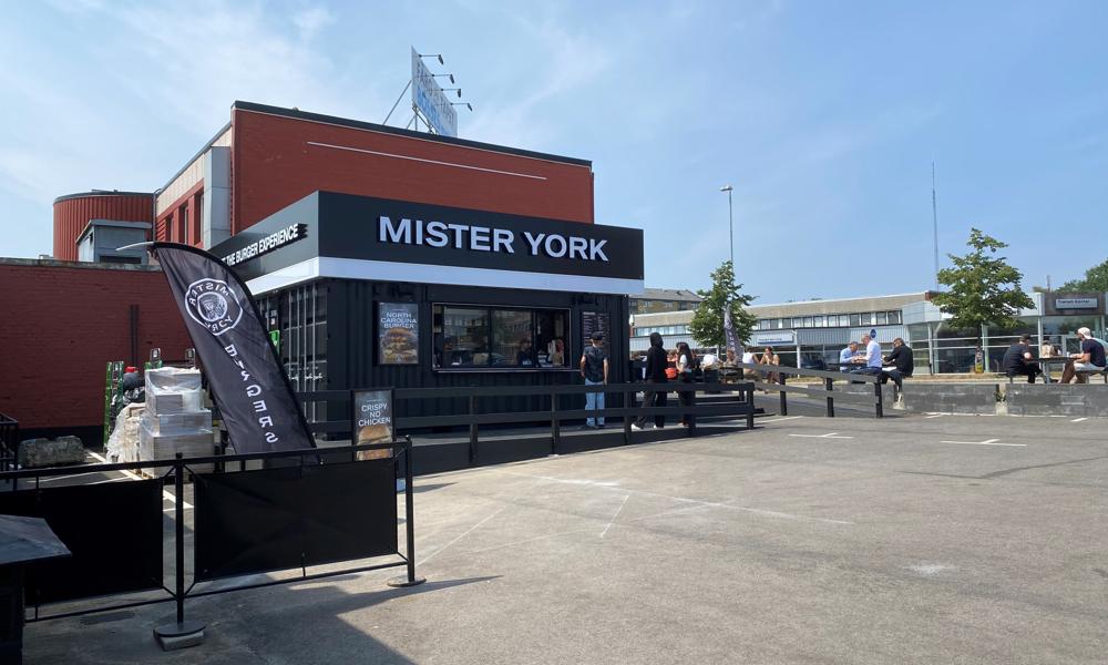 Den nuvarande containerrestaurangen i Stattena, Helsingborg, ersätts i maj av en fullskalig restaurang. Den nuvarande containerrestaurangen i Stattena, Helsingborg, ersätts i maj av en fullskalig restaurang.
