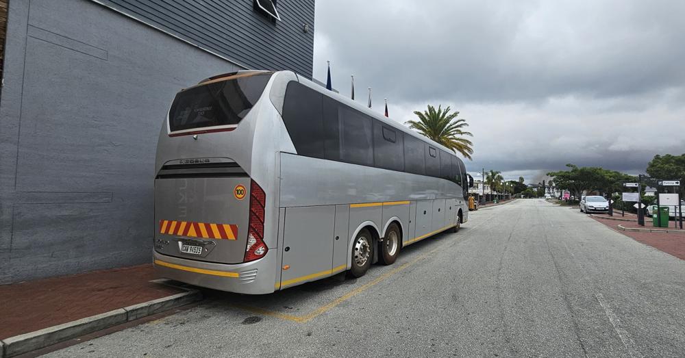 Volvo: Svenskt rullar på sydafrikanska vägar, här i Knysna längs populära Garden Route. Volvo: Svenskt rullar på sydafrikanska vägar, här i Knysna längs populära Garden Route.