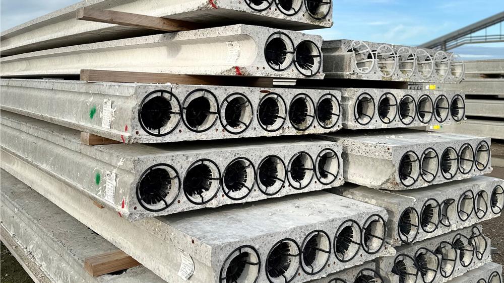 Huldæk fra Spæncom har lavere CO2-aftryk sammenlignet med branche-EPD’en. Huldæk fra Spæncom har lavere CO2-aftryk sammenlignet med branche-EPD’en.