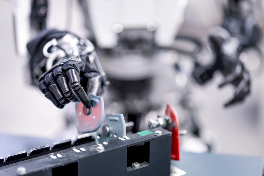 Mercedes-Benz humanoida robotar ska hjälpa till i produktionslinan. Mercedes-Benz humanoida robotar ska hjälpa till i produktionslinan.