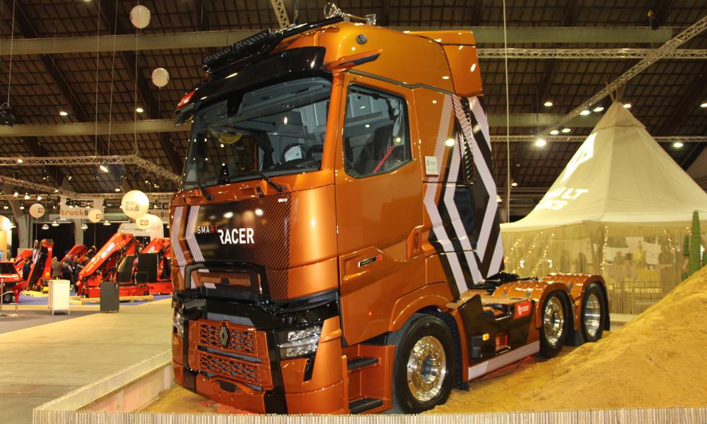 Renault Trucks viser en 'Smart Racer'-udgave af 2025-programmet. Renault Trucks viser en 'Smart Racer'-udgave af 2025-programmet.