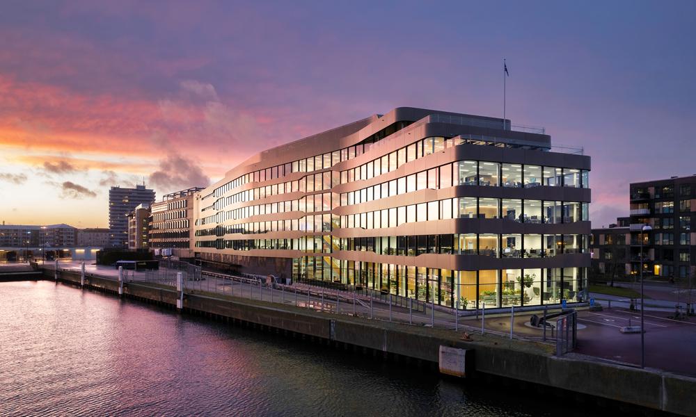 PLH Arkitekter har blandt andet tegnet DFDS’ hovedsæde. PLH Arkitekter har blandt andet tegnet DFDS’ hovedsæde.