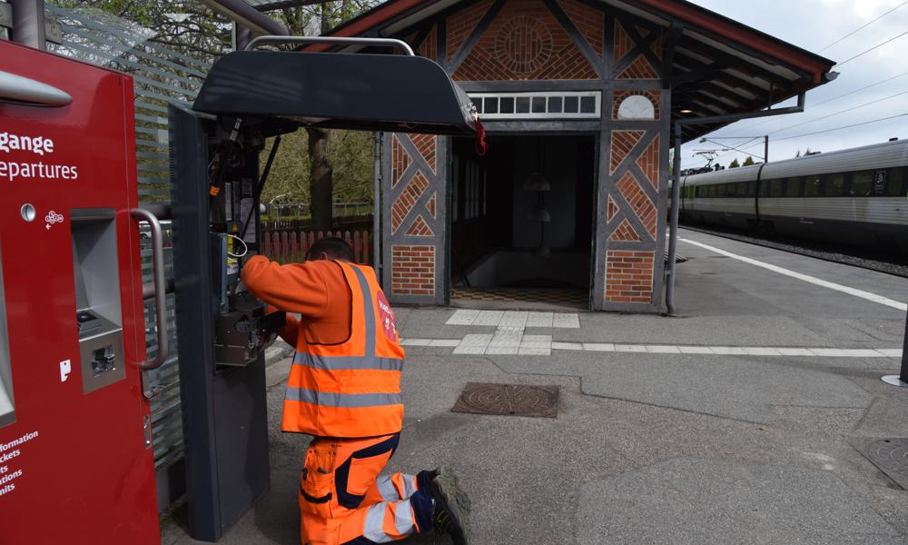 I dag har Aarsleff Rail og Wicotec Kirkebjerg cirka 50 teknikere tilknyttet kontrakten. I dag har Aarsleff Rail og Wicotec Kirkebjerg cirka 50 teknikere tilknyttet kontrakten.