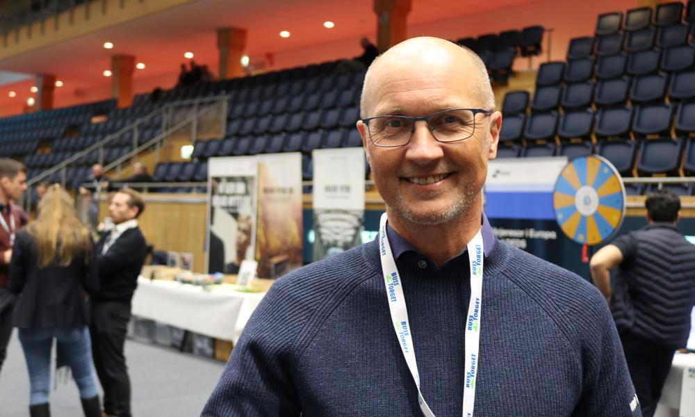Martin Spjern, Sverigechef Volvo Bussar. Martin Spjern, Sverigechef Volvo Bussar.