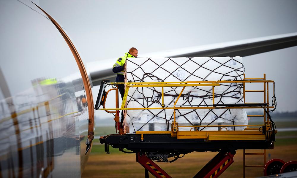 Et stærkt interkontinentalt rutenetværk gør lufthavnen til et attraktiv valg for både flyselskaber og eksportører. Et stærkt interkontinentalt rutenetværk gør lufthavnen til et attraktiv valg for både flyselskaber og eksportører.