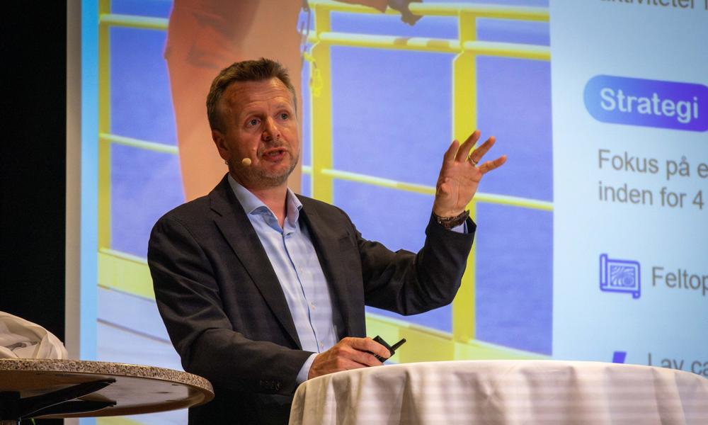 Kaare Lund Nielsen, sekretariatschef i Maskinmestrenes Forening. Fotoet stammer fra Energikonferencen 2025 arrangeret af Maskinmestrenes Forening og Dansk Fjernvarme. April 2025. Kaare Lund Nielsen, sekretariatschef i Maskinmestrenes Forening. Fotoet stammer fra Energikonferencen 2025 arrangeret af Maskinmestrenes Forening og Dansk Fjernvarme. April 2025.