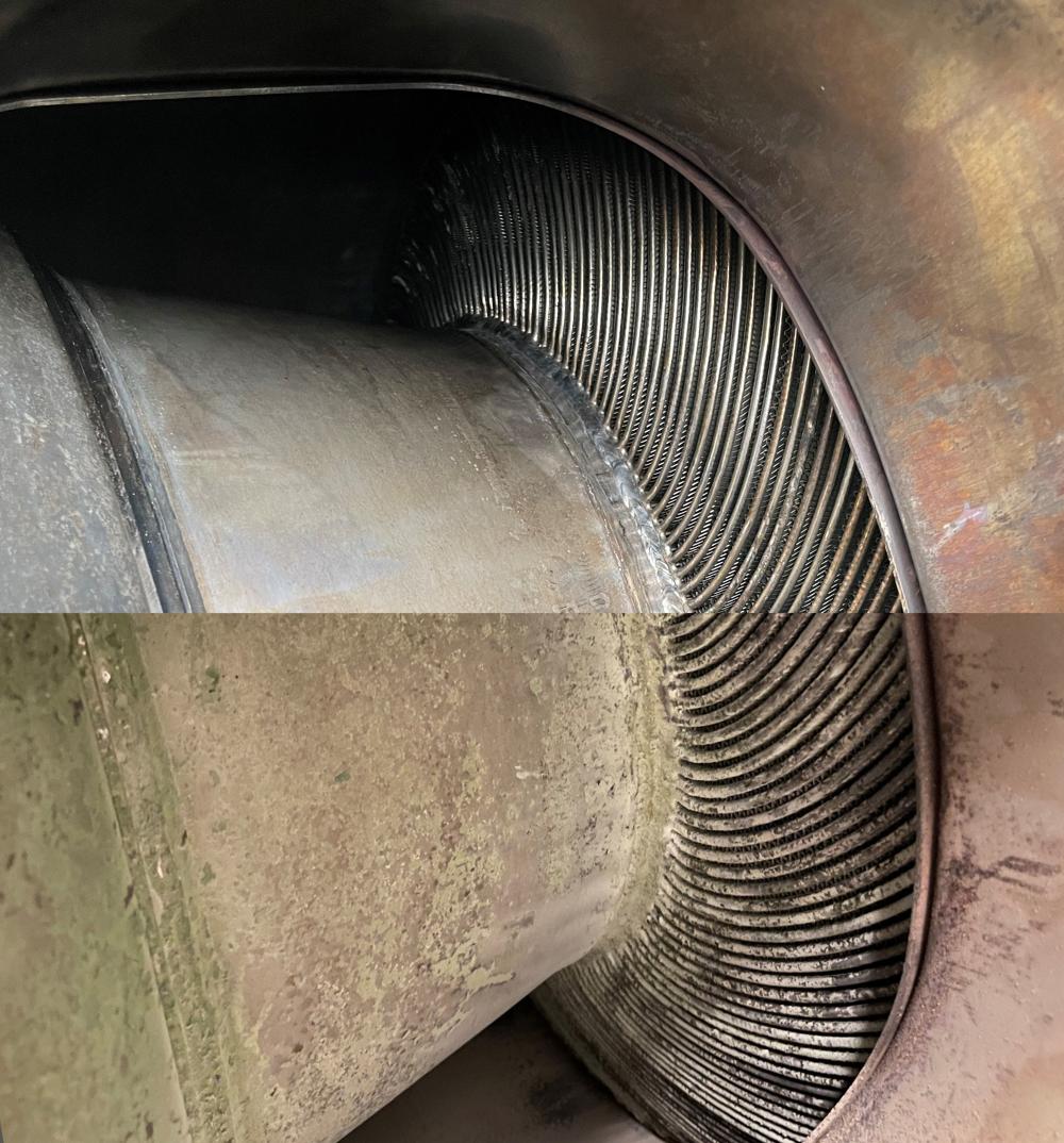 Før og etter bilde av Capstone C65 microturbine for bruk i energiproduksjon, 10 prosent mer effektiv etter rengjøring. Før og etter bilde av Capstone C65 microturbine for bruk i energiproduksjon, 10 prosent mer effektiv etter rengjøring.