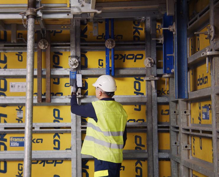 Flere af de nye produkter bygger videre på Doka’s kendte løsninger – blot i lettere og mere moderne versioner. Flere af de nye produkter bygger videre på Doka’s kendte løsninger – blot i lettere og mere moderne versioner.