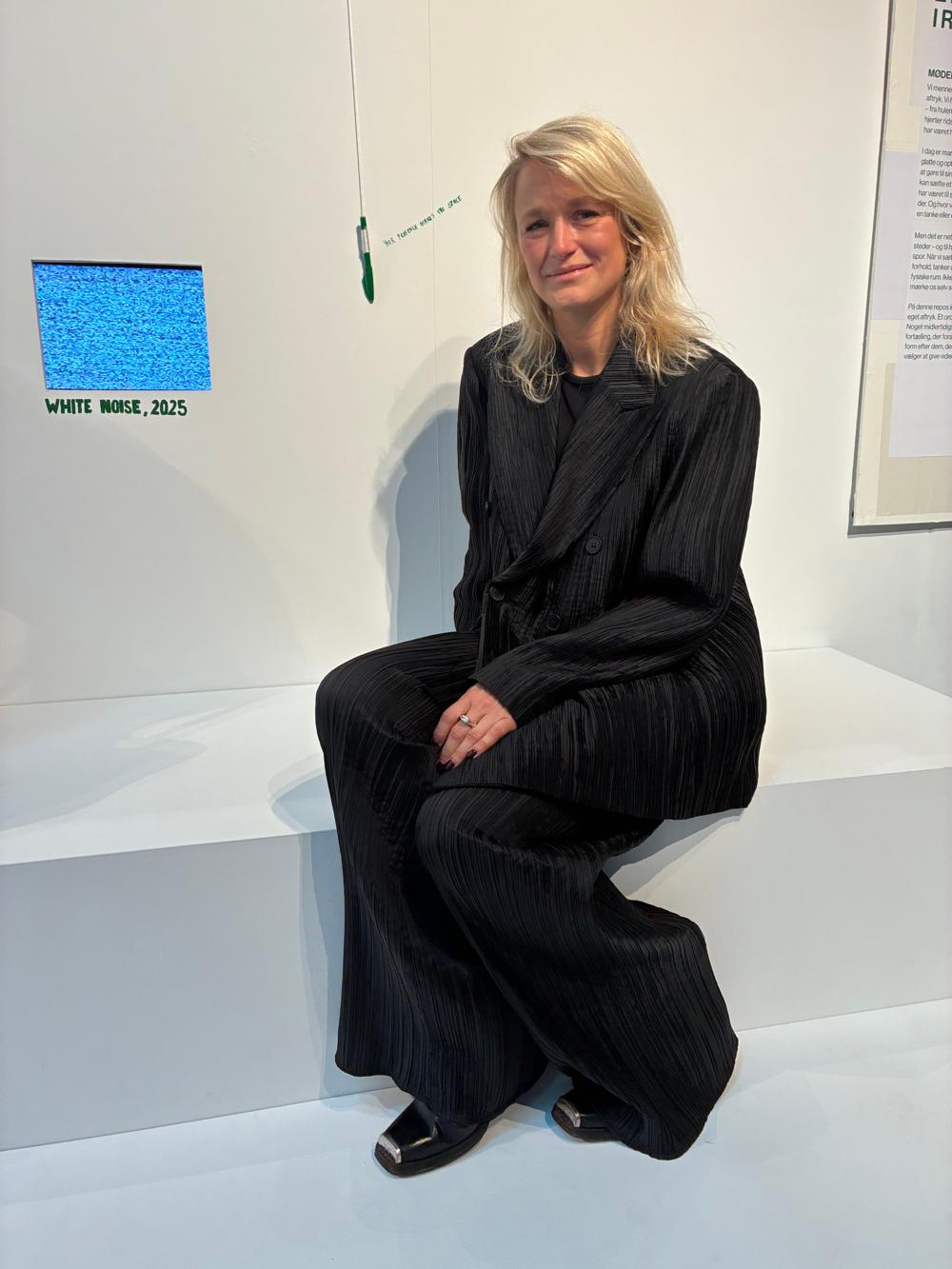 Arkitekt Malene Hvidt fra Spacon, her ved åbningen af DAC-udstillingen Meet Me Here, tirsdag 17. juni 2025. Arkitekt Malene Hvidt fra Spacon, her ved åbningen af DAC-udstillingen Meet Me Here, tirsdag 17. juni 2025.