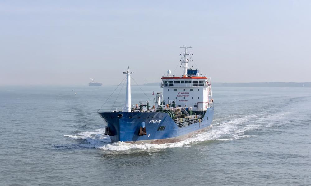 'Tina M' er det ene af Uni-Tankers to flådetilføjelser i 2025. På fire år har Østegaard-familiens tankrederi med hovedsæde i Middelfart øget flåden fra 36 til 47 ejede og chartrede tankere med tilføjelse af moderne og mere miljøvenlige enheder. 'Tina M' er det ene af Uni-Tankers to flådetilføjelser i 2025. På fire år har Østegaard-familiens tankrederi med hovedsæde i Middelfart øget flåden fra 36 til 47 ejede og chartrede tankere med tilføjelse af moderne og mere miljøvenlige enheder.