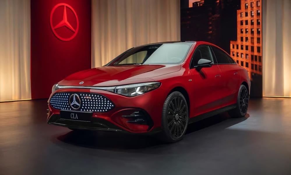 Om få uger lancerer Mercedes-Benz deres vigtigste bil i flere år, CLA, i København. Om få uger lancerer Mercedes-Benz deres vigtigste bil i flere år, CLA, i København.