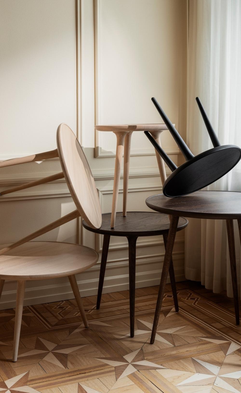 Teknologien bag Maters møbler hedder Matek og er skabt af affaldsstrømme som kafferester, savsmuld og elektronikaffald. Teknologien bag Maters møbler hedder Matek og er skabt af affaldsstrømme som kafferester, savsmuld og elektronikaffald.