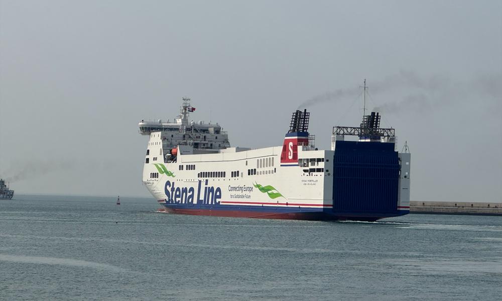 Efter en større ombygning vender 'Stena Foreteller' tilbage til sin rute mellem Rotterdam-Immingham i slutningen af juli 2025. Efter en større ombygning vender 'Stena Foreteller' tilbage til sin rute mellem Rotterdam-Immingham i slutningen af juli 2025.