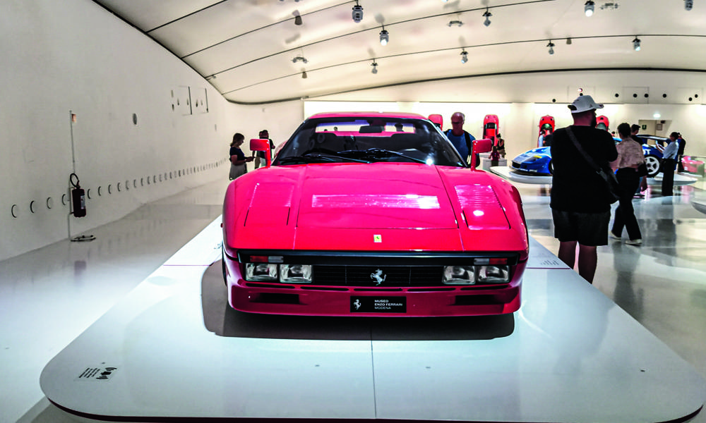 Ferrari 288 GTO. Ferrari 288 GTO.