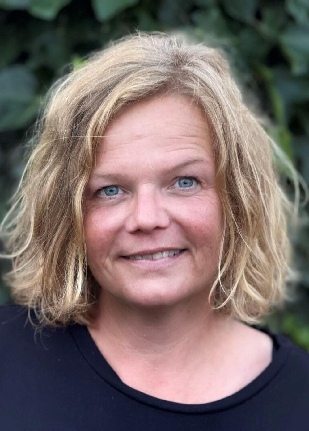 Rikke Tolstrup tiltræder 15. august 2025 som ny kommunikationschef i Rønne Havn efter, at forgængeren Jesper Jürgensen i maj oplyste, at han havde fratrådt stillingen. Rikke Tolstrup tiltræder 15. august 2025 som ny kommunikationschef i Rønne Havn efter, at forgængeren Jesper Jürgensen i maj oplyste, at han havde fratrådt stillingen.
