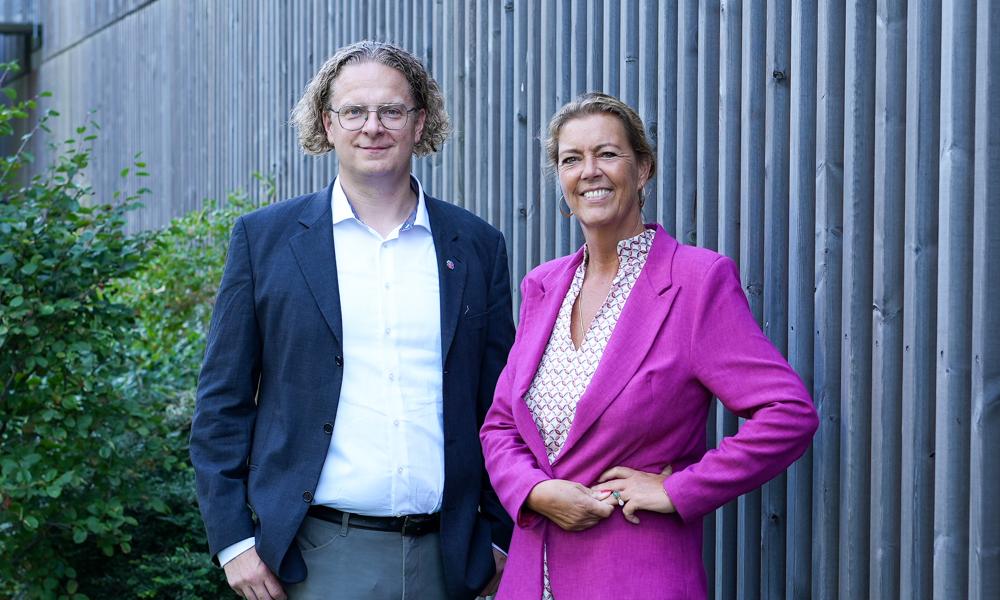 Ole Berard (tv), direktør for digitale værktøjer i Molio, og Christina Hvid (th), adm. direktør i Molio. Ole Berard (tv), direktør for digitale værktøjer i Molio, og Christina Hvid (th), adm. direktør i Molio.