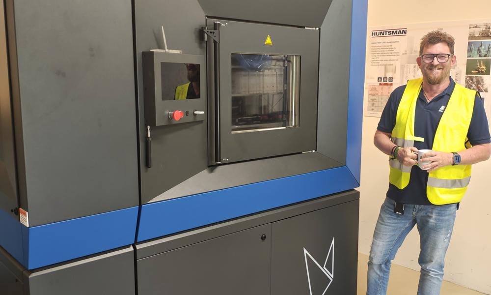 Trond Nielsen, IT- og markedsansvarlig hos Biesterfeld, promoterer 3D-printer Roboze Argo 500 for super polymerer. Trond Nielsen, IT- og markedsansvarlig hos Biesterfeld, promoterer 3D-printer Roboze Argo 500 for super polymerer.