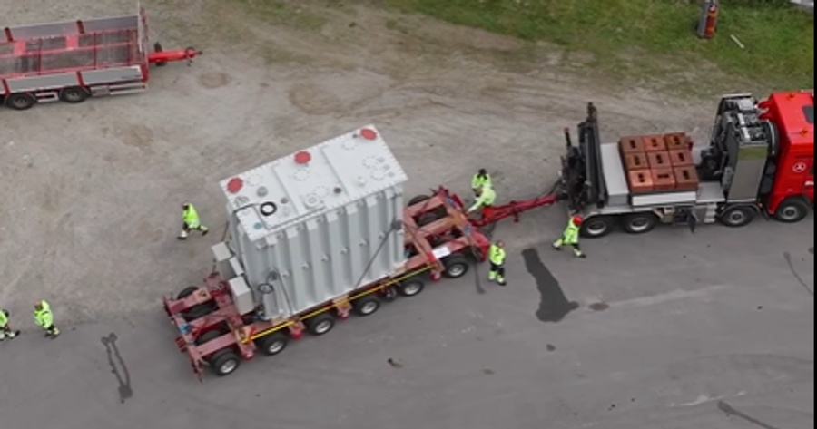 Se video: Spektakulær trafotransport til Førre stasjon