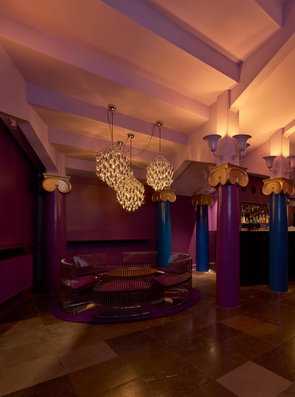 Purple Bar. Purple Bar.