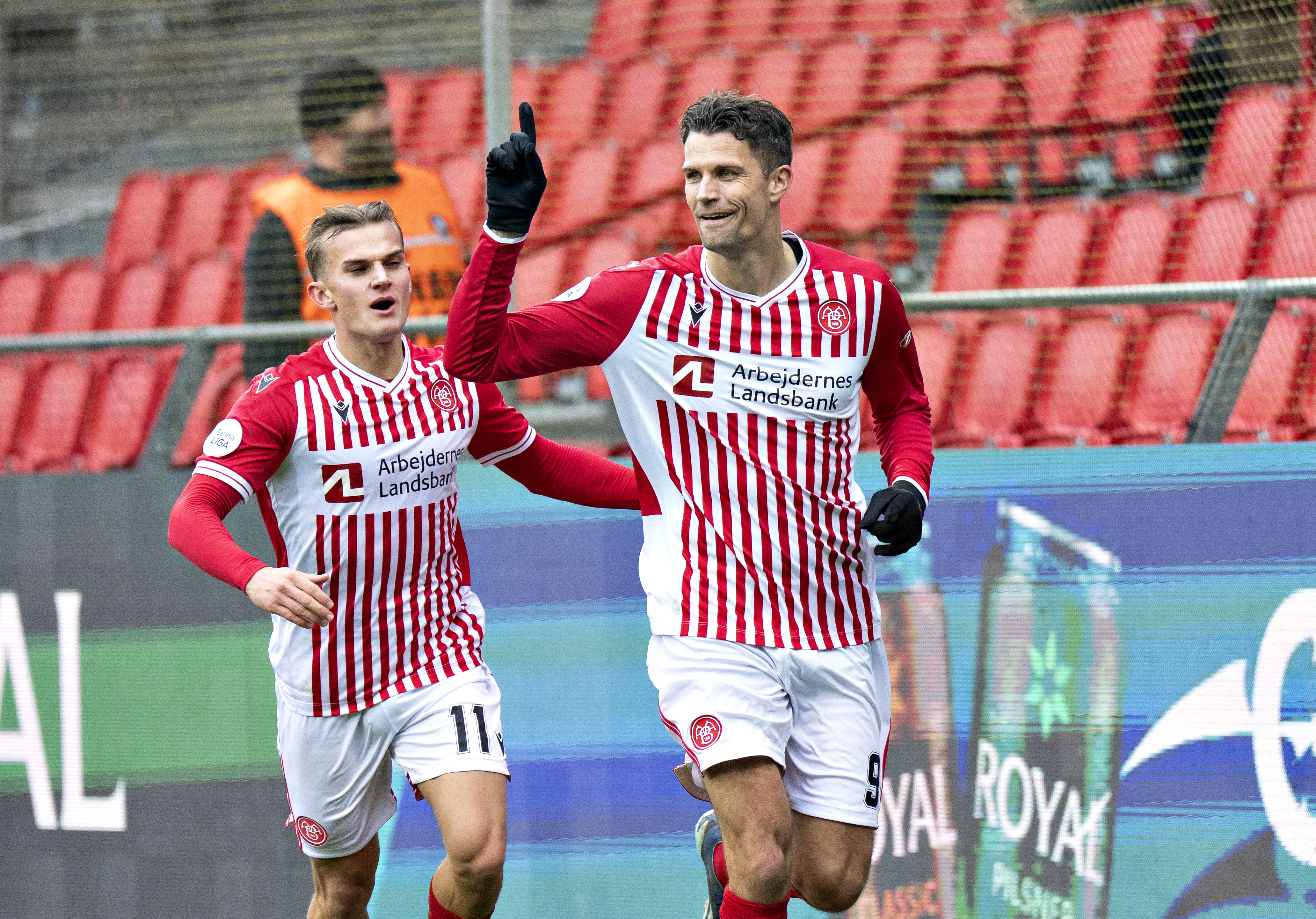 Test dig selv: Her er årets store AaB-quiz