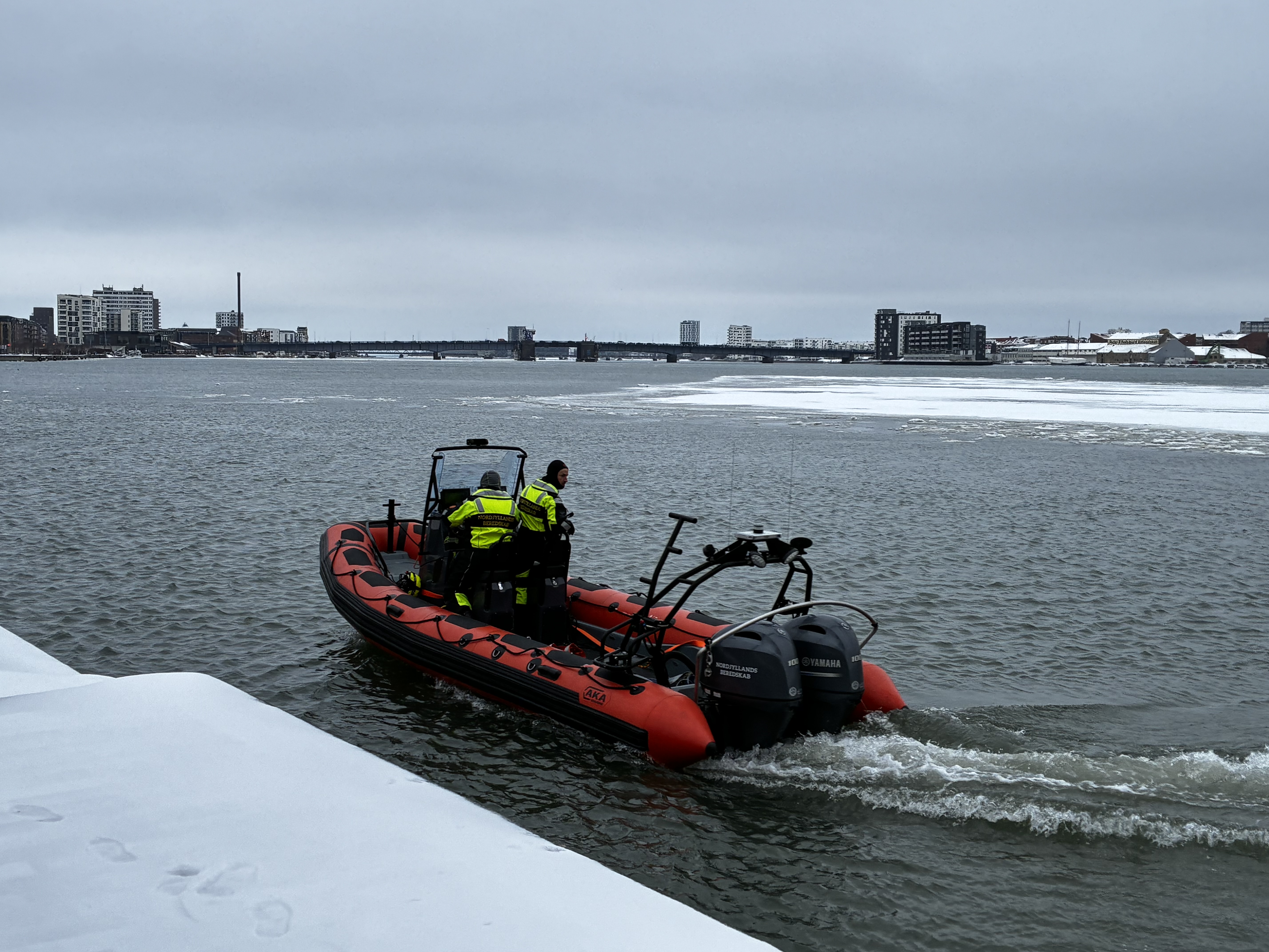 Alarm onsdag eftermiddag: Sender båd i Limfjorden