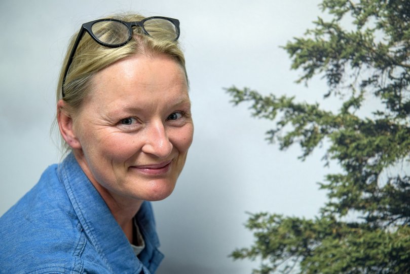 Anne Prytz Schaldemose har taget de fotos fra Thy og Mors, som blandt andet kommer til at hænge på det palliative afsnit, og det er også hende, der har skrevet de digte, man kan lytte til. Foto: Bo Lehm <i>Bo Lehm</i>