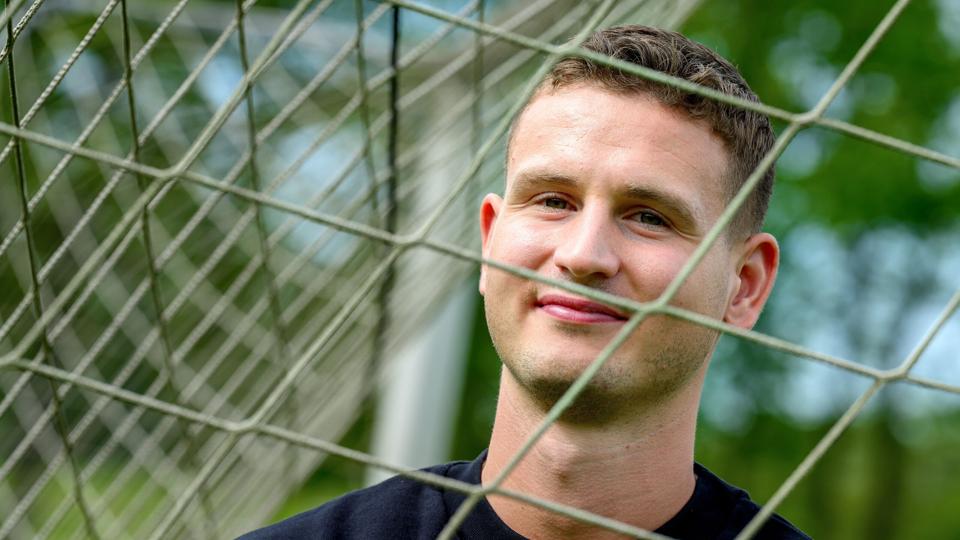 Oliver Abildgaard kan være på vej tilbage til AaB <i>Arkivfoto: Henrik Bo</i>