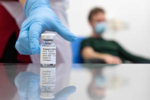 Sundhedsministeren afslører: Her bliver de første vaccineret i Aalborg