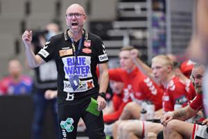Aalborg-træner efter ny målfest: - Dejligt at kunne cruise en sejr i Kolding hjem