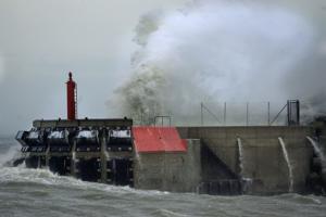 Vindstød af orkanstyrke i Nordjylland: Færger aflyses