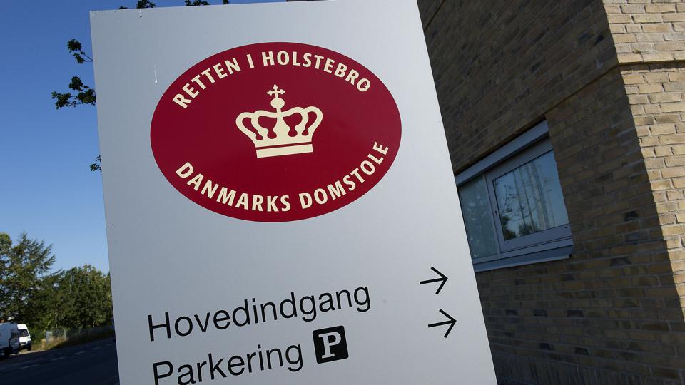 De to fætre erkendte onsdag ved retten i Holstebro seksuelle overgreb mod mindreårige. Foto: Peter Mørk <i>Pressefotograf    Peter Moerk</i>