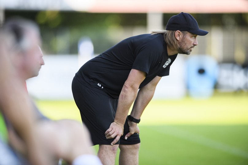 Thisted FC's træner Bo Thomsen har fået lidt at tænke over efter et stort nederlag mod AB. Arkivfoto: Henrik Bo <i>Foto: Henrik Bo</i>