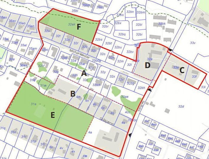 Kortet fra lokalplanforslaget viser, hvordan området disponeres: A er helårsboligområde, B er boligområde, C er sommerhusområde, D er blandet bolig og erhverv, E er grønt opholdsareal, F er fælles friareal.