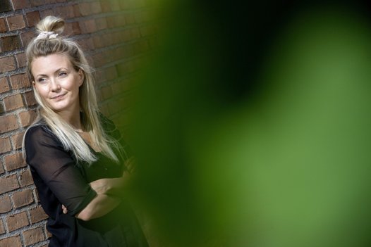 Linnéa Schmidts mål er, at hun om ti år kan betale sine udgifter med sin passive indkomst. <i>Foto: Lars Pauli</i>