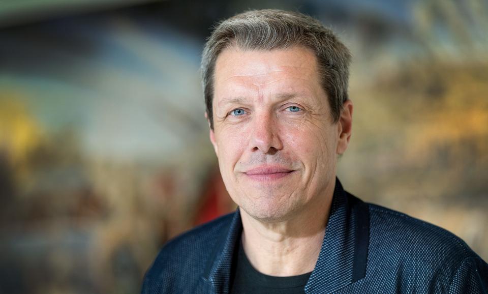 De hurtige og nemme løsninger, som Kresten Thomsen og Nordjyskes chefredaktør forslår, findes ikke i udviklingen af Aalborg som kulturby, mener Hans Henrik Henriksen, der er tidligere rådmand for By- og Landskabsforvaltningen, i dag formand for Kunstudvalget og Billedkunstrådet i Aalborg samt selvstændig rådgiver indenfor byggeprojekter og byudvikling. <i>Arkivfoto: Torben Hansen</i>