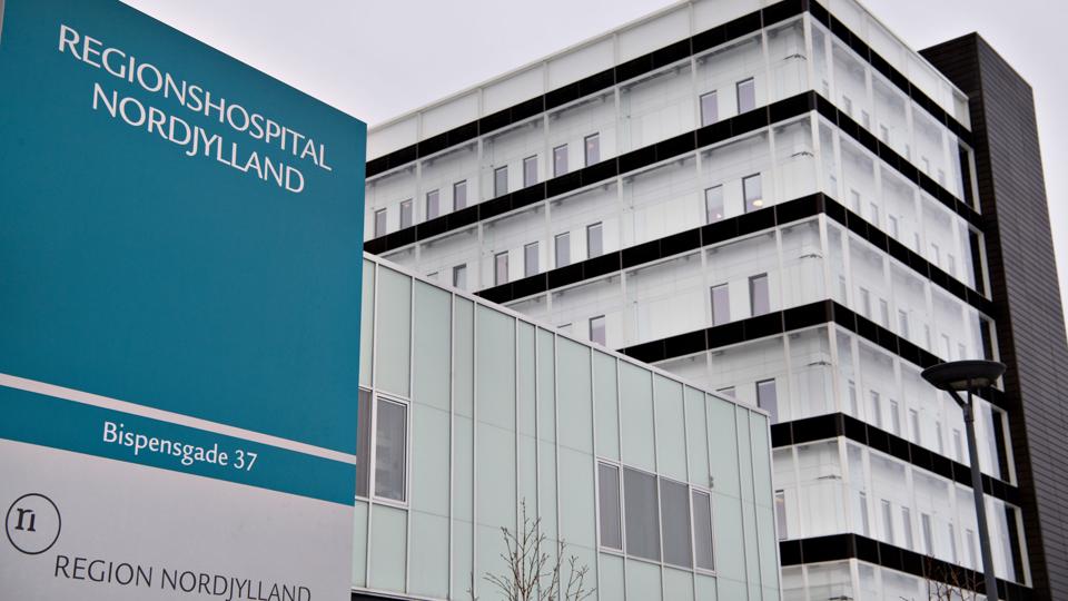 Regionshospital Nordjylland i Hjørring må endnu nogle dage køre med nedsat kraft på sin intensivafdeling. Arkivfoto: Hans Ravn
