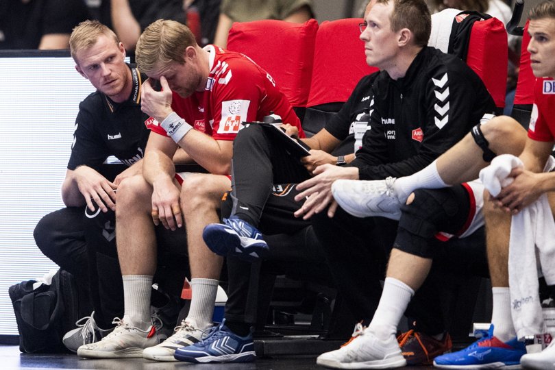 Aron Pálmarsson med en bekymret mine, efter at han måtte udgå med en skade af onsdagens kamp mod Ringsted. Foto: Henrik Bo <i>Foto: Henrik Bo</i>