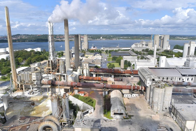 En række medarbejdere på den store cementvirksomhed Aalborg Portland har nedlagt arbejdet. Foto: Claus Søndberg <i>Claus Søndberg</i>