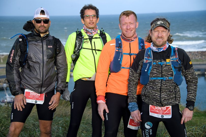 Fire, der løber sammen. Fra venstre Martin Vangsgaard, Nykøbing, Henrik Ferjani, Thisted, Gunnar Madsen, Nørre Nebel og Jan Pedersen, Nykøbing.