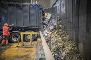 Kører tonsvis af affald fra Italien til Aalborg