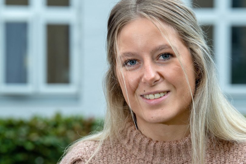 Maria Uhlig Thomsen elsker at hjælpe andre mennesker og hendes hjerte brænder især for unge med handicap.
