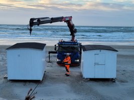 Uvejr truer Nordjylland: Badehuse flyttes i en fart